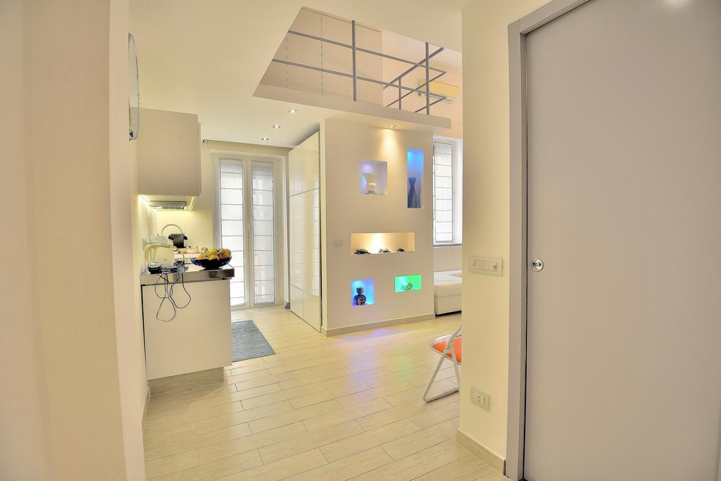 Hintown S. Lorenzo Arcade Milan Bilik gambar